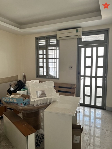 cho thuê nhà quân bình thạnh, nhà măt tiền đường nguyễn cửu vân giá cho thuê 40tr/tháng