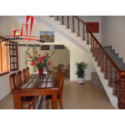 cho thuê biệt thự quận 2, biệt thự sân vườn,phường thảo điền giá 3000$