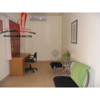 cho thuê biệt thự quận 2, biệt thự sân vườn,phường thảo điền giá 1700$