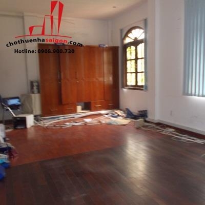 cần cho thuê biệt thự đường nguyễn ư dĩ quận 2, giá cho thuê:2700$/tháng net