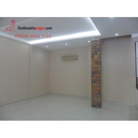 Cho thuê Villa Quận 2, khu Thảo Điền, giá 3000$