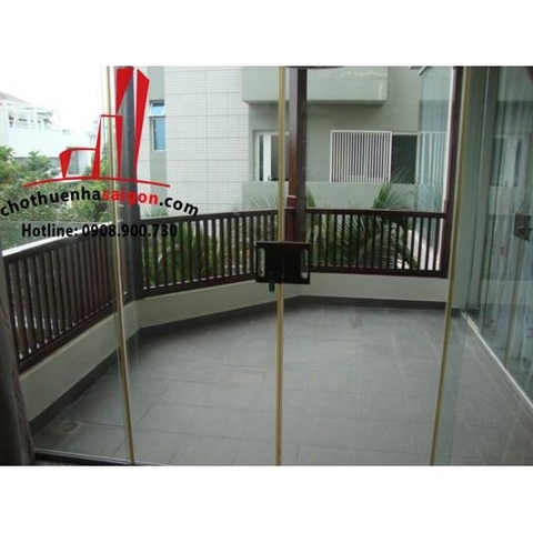 cho thuê biệt thự quận 7,đường bùi văn ba, giá 3500$