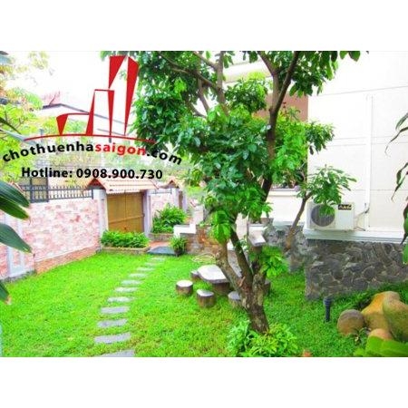 cho thuê biệt thự nguyên căn quận 2, đường nguyễn văn hưởng giá 4000$