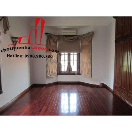 cho thuê biệt thự đường nguyễn ưng dĩ, quận 2, giá 5500$