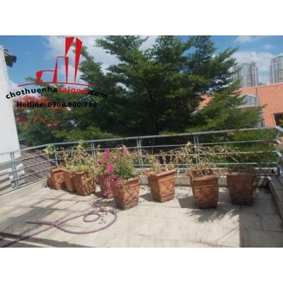 cần cho thuê villa quận 2, đường nguyễn văn hưởng giá cho thuê:1200$/tháng