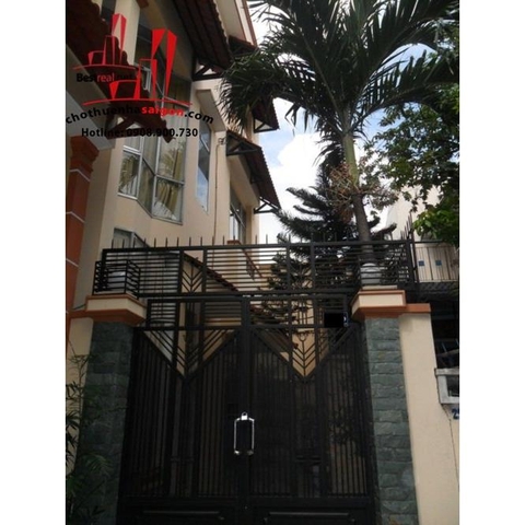 cho thuê villa quận phú nhuận, đường nguyễn trọng tuyển giá 1.200 usd/tháng
