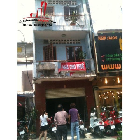 Cho thuê nhà nguyên căn mặt tiền đường Trần Hưng Đạo, trung tâm Q.1