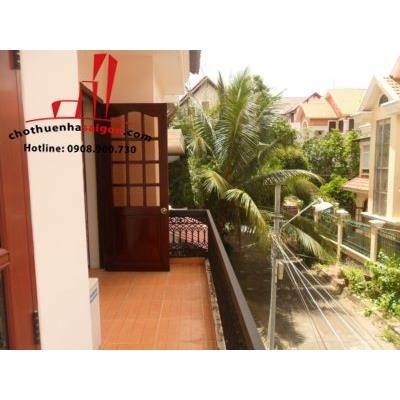 cho thuê biệt thự quận 2, đường trần não, giá 1500$/tháng