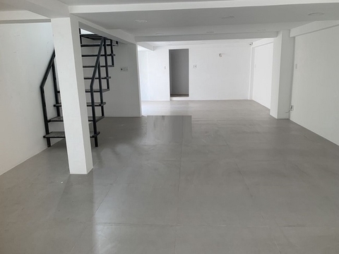 cho thuê nhà goc 2 mặt tiền đường nguyễn cửu vân quận bình thạnh, giá 70tr