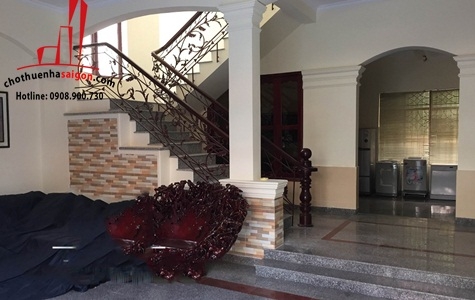 cho thuê villa quận 2, đường quốc hương , phường thảo điền  giá cho thuê:2200$/tháng