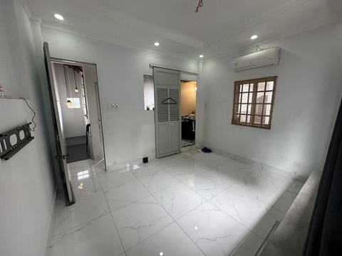 Cho thuê nhà hẻm xe hơi đường nguyễn cửu vân ,Phường 17, Quận Bình Thạnh