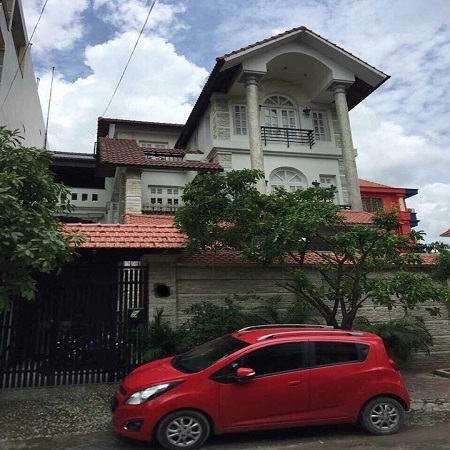 cho thuê villa quận 2, đường 11 khu bao chí thảo điền giá 3500$/tháng