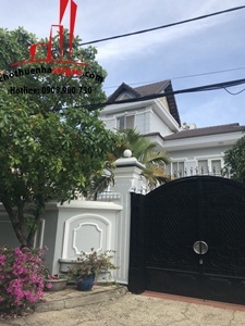 cho thuê biệt thự Quốc Hương, Thảo Điền, Quận 2., giá 3500$/tháng