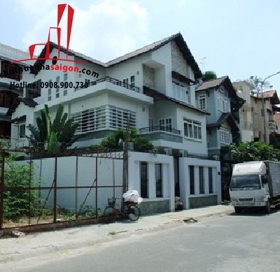 cần cho thuê villa đường hoa mai quận phú nhuận , giá 5000$/tháng