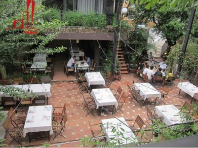 cho thuê biệt thự sân vườn đường huỳnh văn bánh quận phú nhuận, giá cho thuê:250tr/tháng