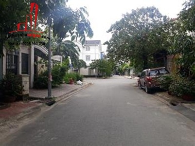 cho thuê villa quận 2, phường an phú giá cho thuê:3000$/tháng