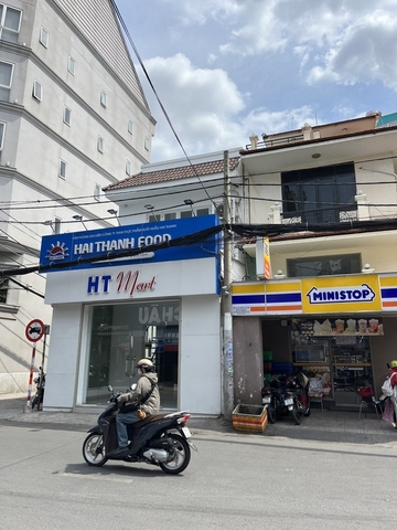 cho thuê nhà goc 2 mặt tiền đường nguyễn cửu vân quận bình thạnh, giá 70tr