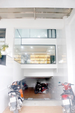cho thuê văn phòng quận 2, đường  nội bộ trần não giá cho thuê 110tr/tháng