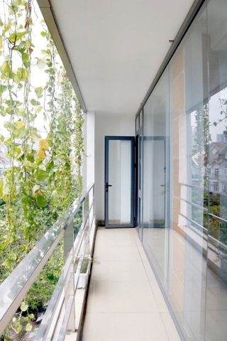 cho thuê văn phòng quận 2, đường  nội bộ trần não giá cho thuê 110tr/tháng