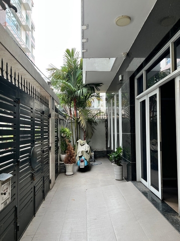 cho thuê villa quận bình thạnh, đường nguyễn cửu vân p17, quận bình thạnh  giá 2000$