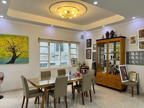 cho thuê villa quận bình thạnh, đường nguyễn cửu vân p17, quận bình thạnh  giá 2000$