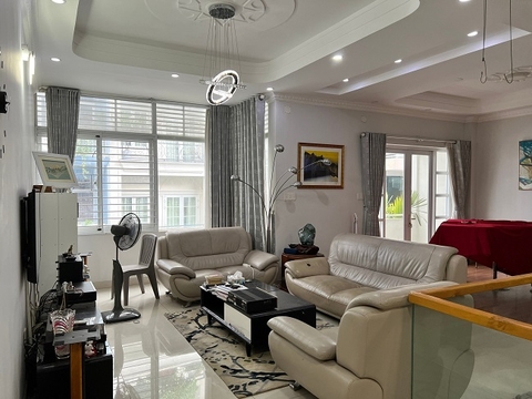 cho thuê villa quận bình thạnh, đường nguyễn cửu vân p17, quận bình thạnh  giá 2000$