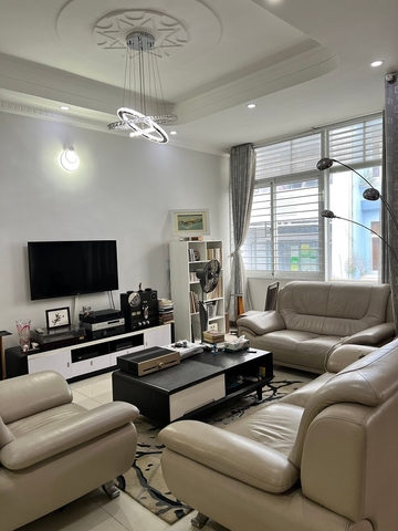 cho thuê villa quận bình thạnh, đường nguyễn cửu vân p17, quận bình thạnh  giá 2000$