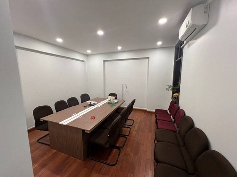 cho thuê villa mặt tiền đường nguyễn trọng tuyển quận phú nhuân giá 65tr/tháng