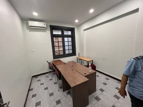 cho thuê villa mặt tiền đường nguyễn trọng tuyển quận phú nhuân giá 65tr/tháng