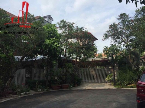 cho thuê biệt thự quận 7,đường bùi văn ba, giá 3500$