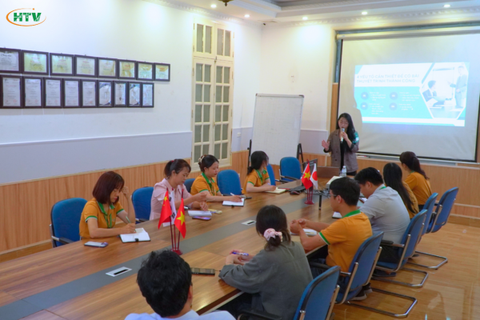 BỨT PHÁ KỸ NĂNG – TỰ TIN THUYẾT TRÌNH TẠI HTV VIỆT NAM