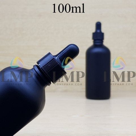 Chai tinh dầu phun mờ nắp bóp khoen nhựa sọc 100ml