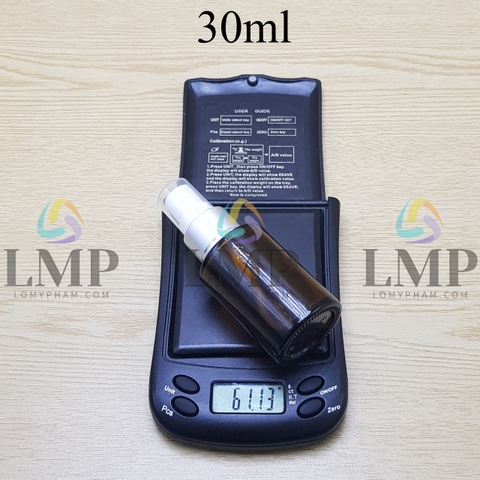 Chai thủy tinh nâu đầu phun sương xi 1 viền