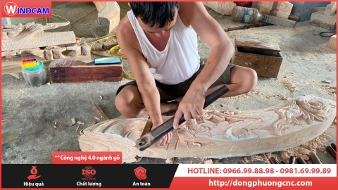 Hình ảnh người thợ mộc ở Việt Nam