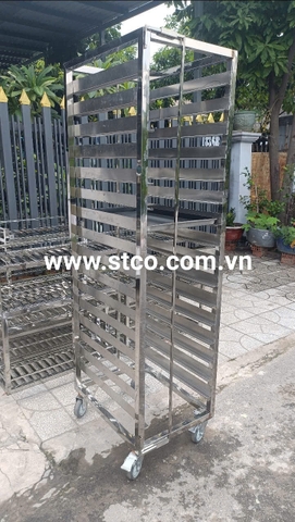 Xe Đẩy Khay Bánh Mì (16Khay)