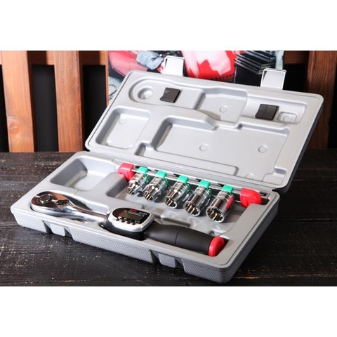 Bộ cờ lê lực KTC TB406WG1