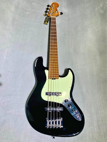 Đàn Guitar Bass Sqoe SJB650