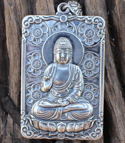 Mặt Dây Chuyền Đại Nhật Như Lai - Om Mani Padme Hum - DC477