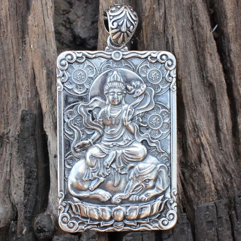 Mặt Dây Chuyền Phổ Hiền Bồ Tát - Om Mani Padme Hum - DC482