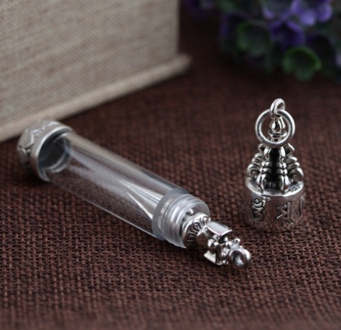 MẶT DÂY CHUYỀN BÌNH ĐỰNG XÁ LỢI LƯU LY - DC526