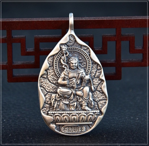 Mặt Dây Chuyền Bất Động Minh Vương - Khắc Om Mani Padme Hum - DC5376