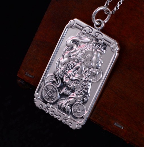 Mặt Dây Chuyền Kỳ Lân Mạnh Mẽ- DC557