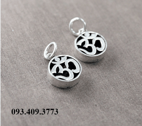 PHỤ KIỆN CHARM BẠC CHỮ OM PHẬT GIÁO - PKB15