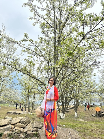 Tour Na Hang mùa hoa lê
