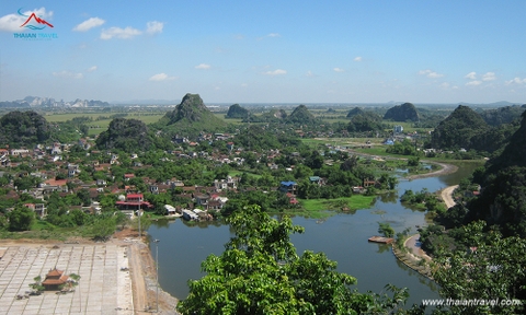 Tour Du xuân 2023: Tour Hoa Lư - Tam Cốc - Hang Múa 1 ngày