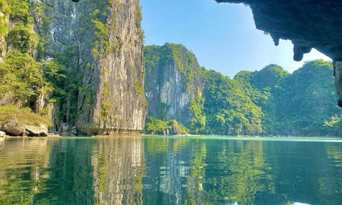 Tour Hạ Long - Yên Tử du xuân: HẠ LONG - SỬNG SỐT - TITOP - YÊN TỬ