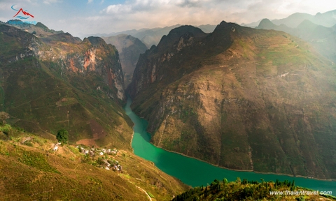 Tour Hà Giang mùa hoa gạo 3N2Đ - Hà Giang, Cao nguyên đá Đồng Văn 1