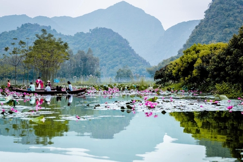 Tour Du Xuân 2023: Tour Chùa Hương 1 ngày khởi hành từ Hà Nội