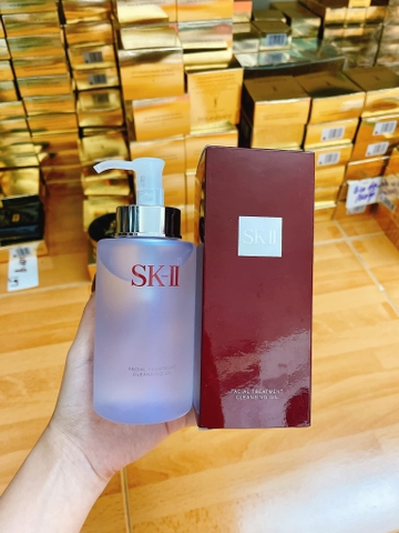 Dầu tẩy trang FacIal Treatment CleansIng OIl SKII