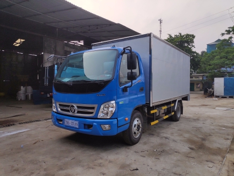 Ô tô tải THACO OLLIN 500 thùng kín